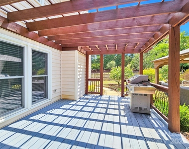 8534 Headford Road - Photo Thumbnail 9