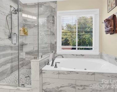 8534 Headford Road - Photo Thumbnail 16