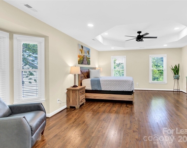 8534 Headford Road - Photo Thumbnail 21