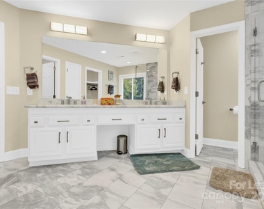8534 Headford Road - Photo Thumbnail 17