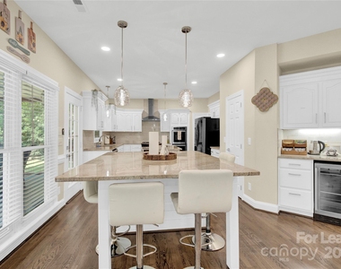 8534 Headford Road - Photo Thumbnail 38