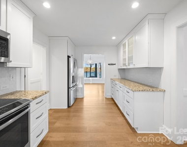19709 Stough Farm Road - Photo Thumbnail 7