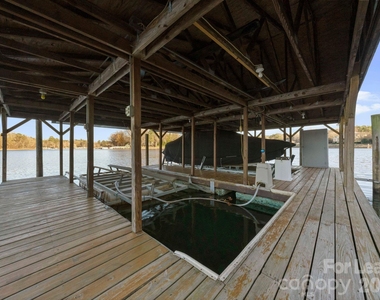 19709 Stough Farm Road - Photo Thumbnail 41