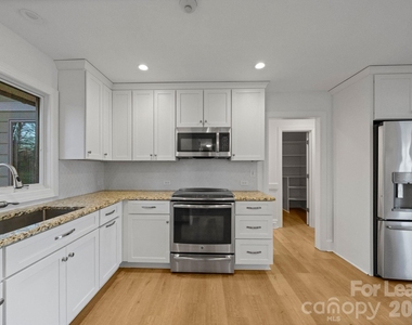 19709 Stough Farm Road - Photo Thumbnail 8