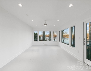 19709 Stough Farm Road - Photo Thumbnail 14