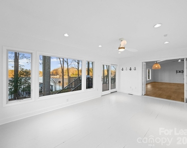 19709 Stough Farm Road - Photo Thumbnail 15