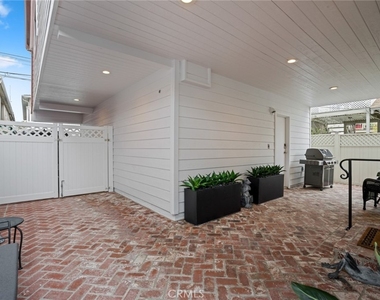 117 Marine Avenue - Photo Thumbnail 28