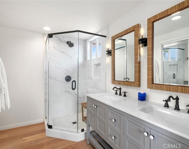 117 Marine Avenue - Photo Thumbnail 14