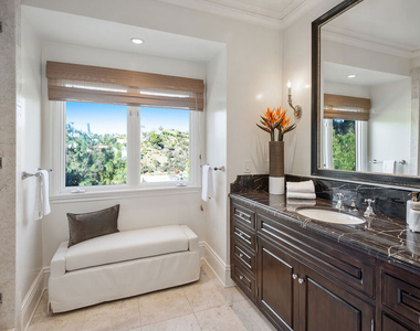 980 Stradella Road - Photo Thumbnail 10