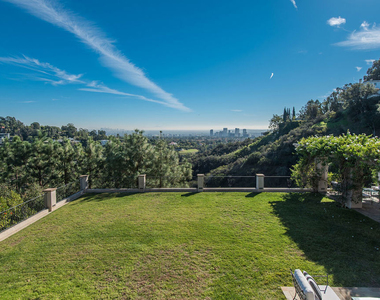 980 Stradella Road - Photo Thumbnail 29