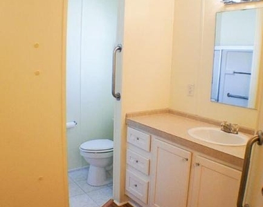 7030 Se Ridgeway Terrace - Photo Thumbnail 6