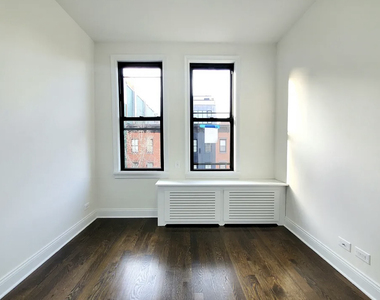 235 West 22nd Street - Photo Thumbnail 7