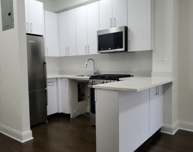235 West 22nd Street - Photo Thumbnail 5