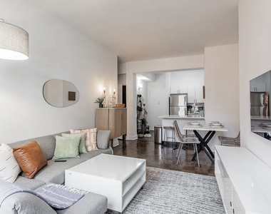 235 West 22nd Street - Photo Thumbnail 1
