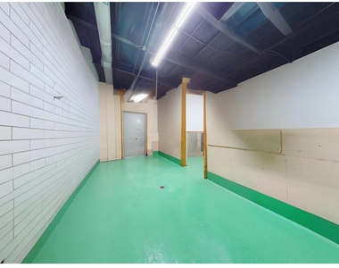 45-44 Vernon Blvd - Photo Thumbnail 7