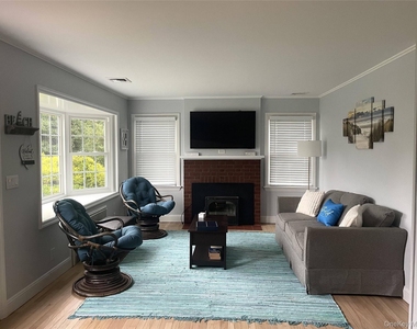 310 Old Shipyard Lane - Photo Thumbnail 2