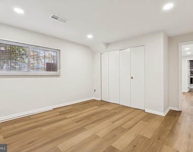 7714 Arlen Street - Photo Thumbnail 11