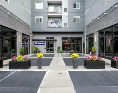 1825 Callowhill Street - Photo Thumbnail 37