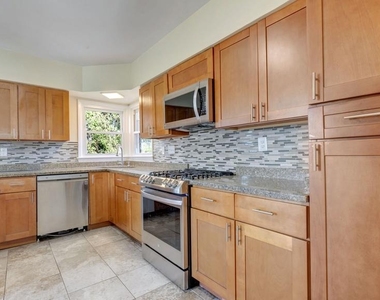 1604 Woodhill Court - Photo Thumbnail 2