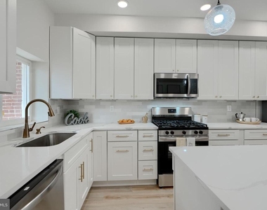602 S Streeper Street - Photo Thumbnail 6