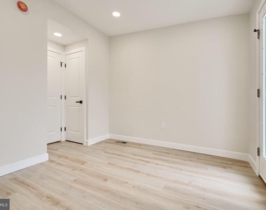 602 S Streeper Street - Photo Thumbnail 17