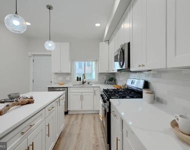 602 S Streeper Street - Photo Thumbnail 9
