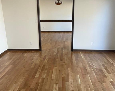 609 Georgetown Circle - Photo Thumbnail 4