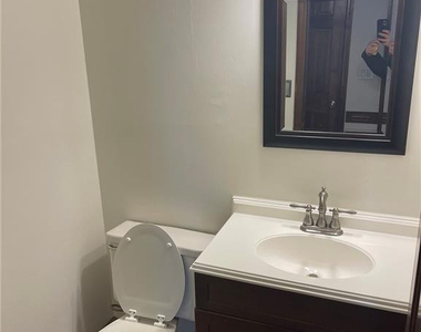 609 Georgetown Circle - Photo Thumbnail 30
