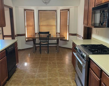 609 Georgetown Circle - Photo Thumbnail 18