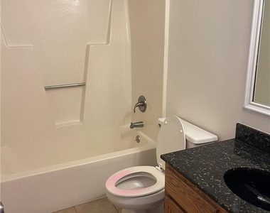 609 Georgetown Circle - Photo Thumbnail 27