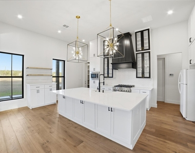 23937 Oscar Rd - Photo Thumbnail 10