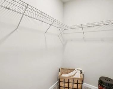 405 Phillip Boulevard - Photo Thumbnail 45
