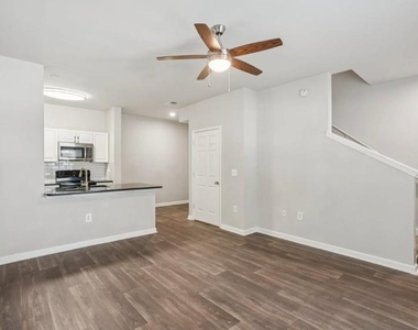 405 Phillip Boulevard - Photo Thumbnail 19