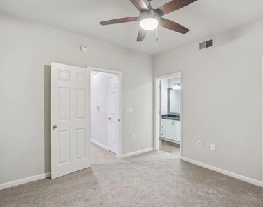 405 Phillip Boulevard - Photo Thumbnail 29