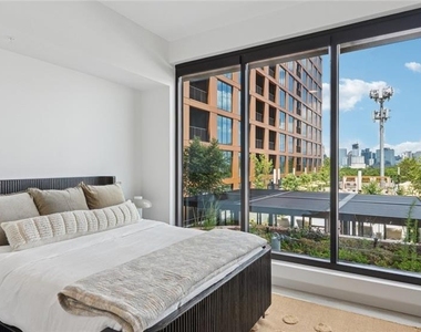 660 11th Street Nw - Photo Thumbnail 6