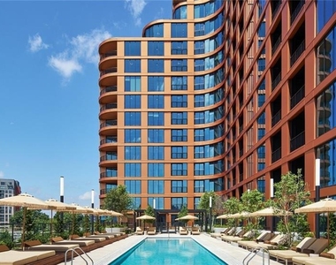 660 11th Street Nw - Photo Thumbnail 37