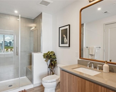 660 11th Street Nw - Photo Thumbnail 8