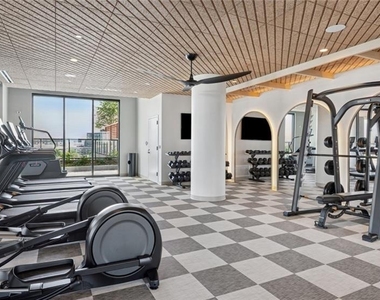 660 11th Street Nw - Photo Thumbnail 28