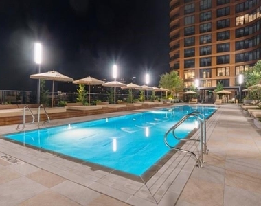 660 11th Street Nw - Photo Thumbnail 18
