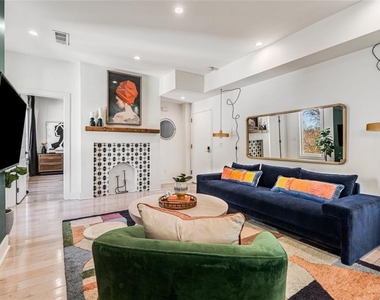 724 Charles Allen Drive Ne - Photo Thumbnail 6