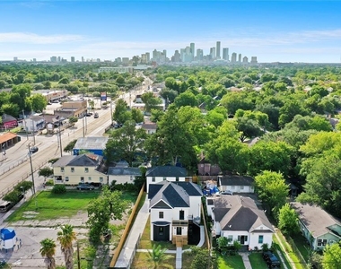 310 Delmar Street - Photo Thumbnail 10