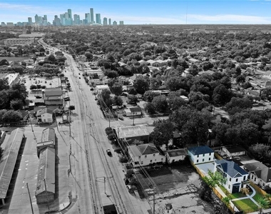 310 Delmar Street - Photo Thumbnail 12