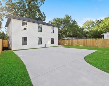 310 Delmar Street - Photo Thumbnail 1