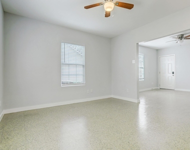3345 Reeves Street - Photo Thumbnail 4