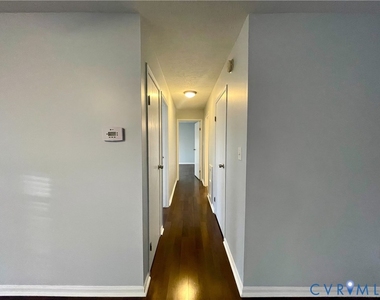 9397 London Tower Court - Photo Thumbnail 5