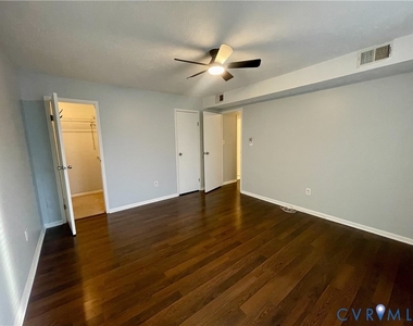 9397 London Tower Court - Photo Thumbnail 8
