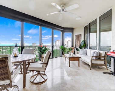 8787 Bay Colony Drive - Photo Thumbnail 14