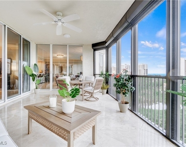 8787 Bay Colony Drive - Photo Thumbnail 13