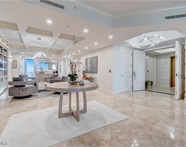8787 Bay Colony Drive - Photo Thumbnail 4