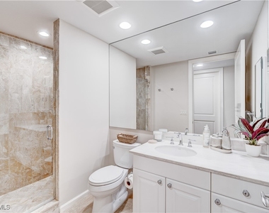 8787 Bay Colony Drive - Photo Thumbnail 22